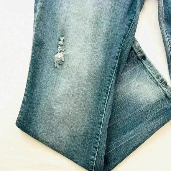 Vigoss Med Wash Lowrise Faded Distress Rhinestone Pocket Bootcut Jeans Size 15 - Picture 6 of 16